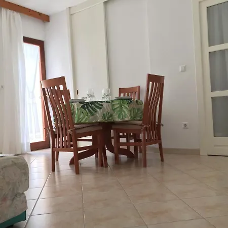 Appartement By The Sea Hvar - 4591 Hvar Town