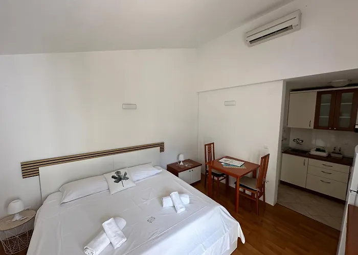 Appartamento By The Sea Hvar - 4591