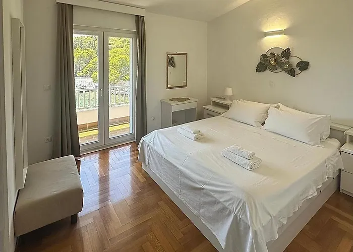 By The Sea Hvar - 4591 * Hvar Town